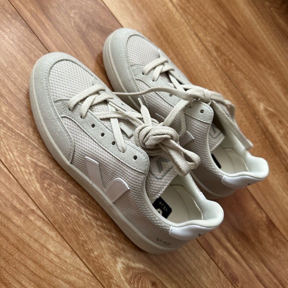 NWOB Veja v12